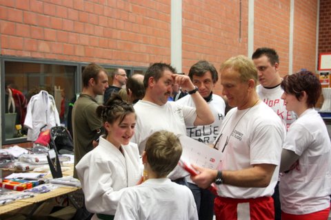 Belg.Kamp. in februari 2010 met Lynn Folie, vader, supporters en trainer/coach Roger Alen.