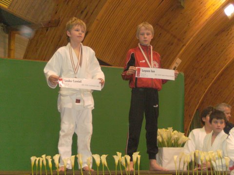 Podiumfoto -13 met Camiel Leake.