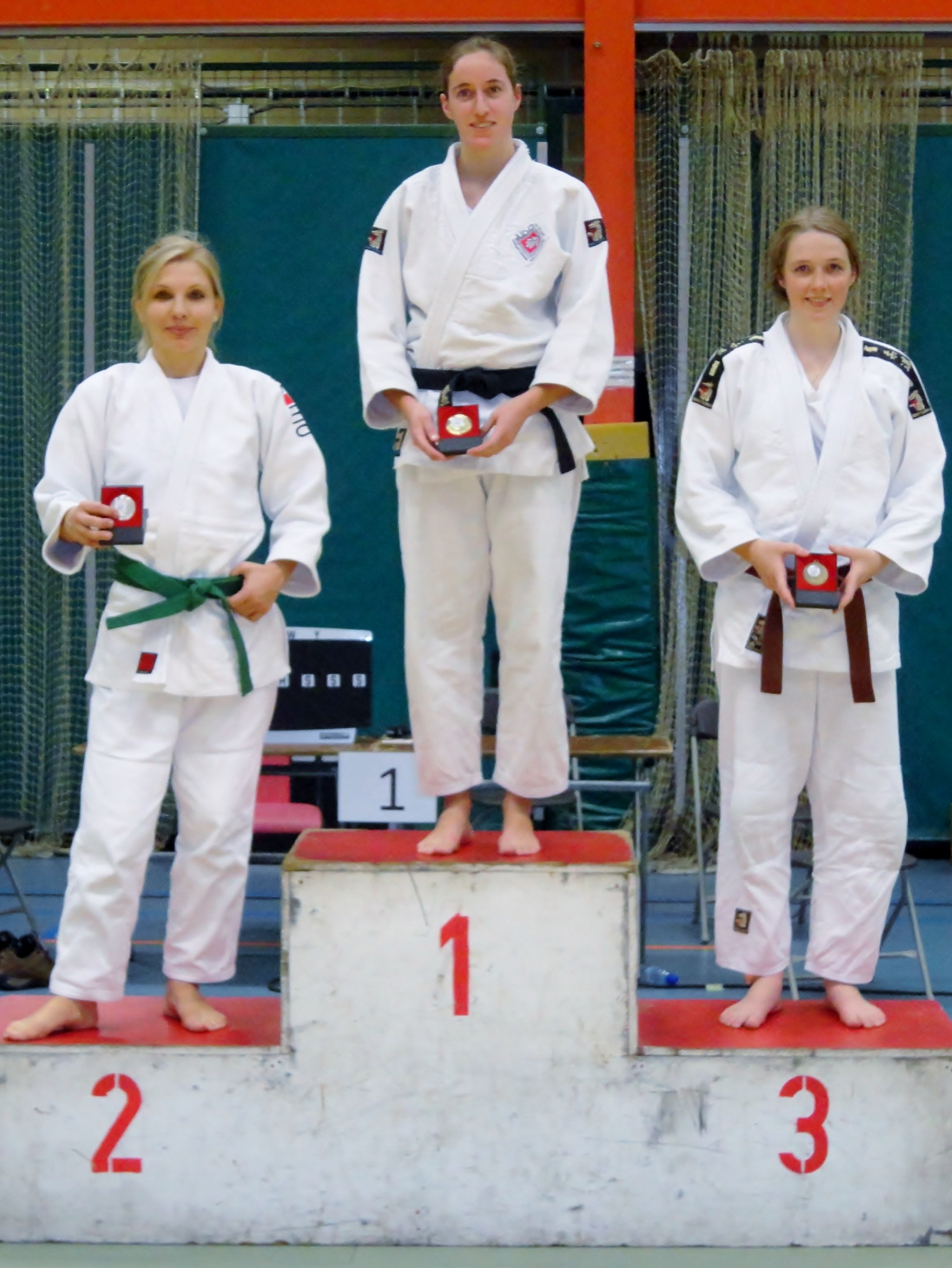 LJUBA wint KNAP ZILVER bij het OPEN NE-WAZA toernooi +21 (alle graden)!!! PROFICIAT