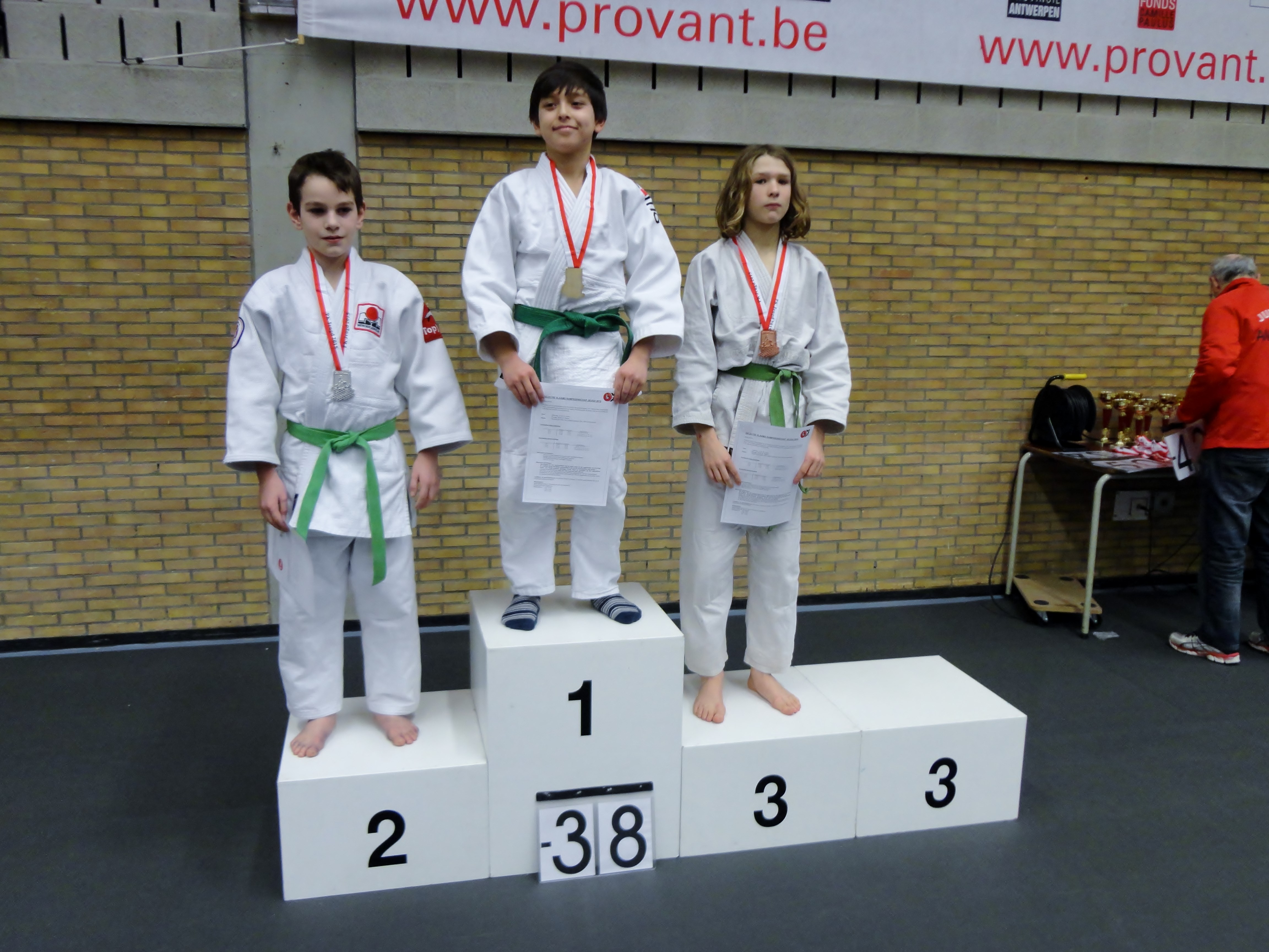 Zelem pakt op schitterende wijze het GOUD en wordt voor de 1ste maal PROVINCIAAL KAMPIOEN!