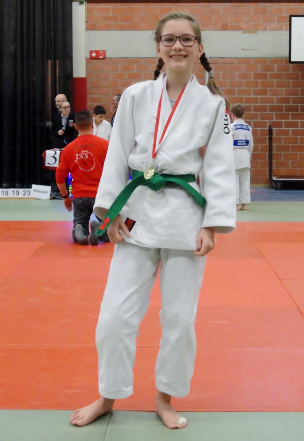 Isabella Tolhoek in de categorie U13 met het GOUD!  PROFICIAT Isabella!!!