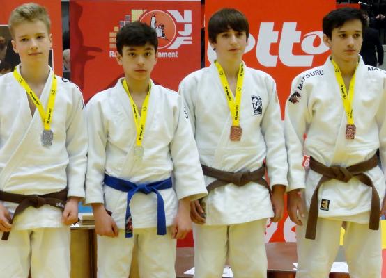 Zelem wint op overtuigende wijze het GOUD U18/-50kg op het VLAAMS KAMPIOENSCHAP 2017.